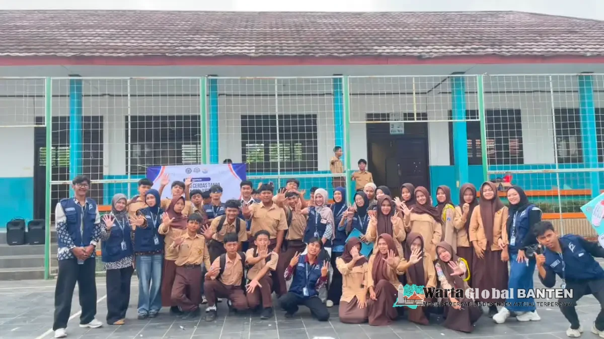 Mahasiswa Uniba KKM kel 52 Pasanggrahan Gelar Seminar "Generasi Cerdas Tanpa Narkotika dan Judi Online" di SMA Negeri 1 Pabuaran.